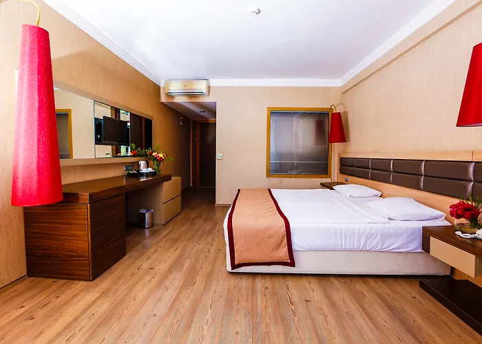 Hotel &