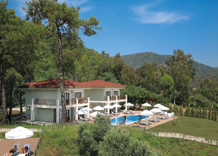 & Hotel