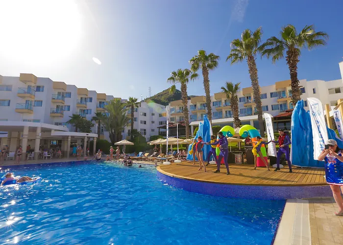 Hotel &