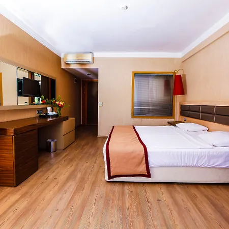 Hotel &