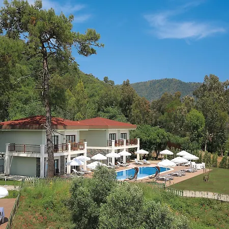 & Hotel
